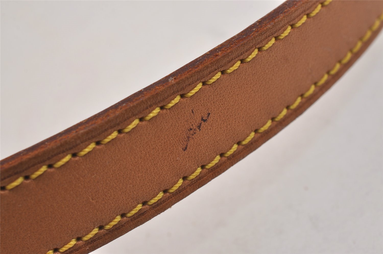 Authentic Louis Vuitton Leather Shoulder Strap For Bucket GM 31.9