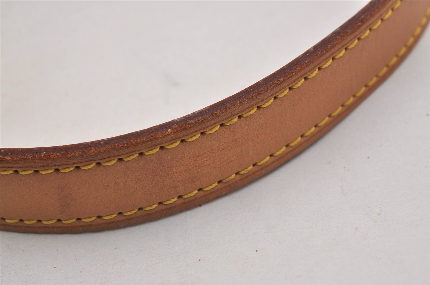 Authentic Louis Vuitton Leather Shoulder Strap For Bucket GM 31.9