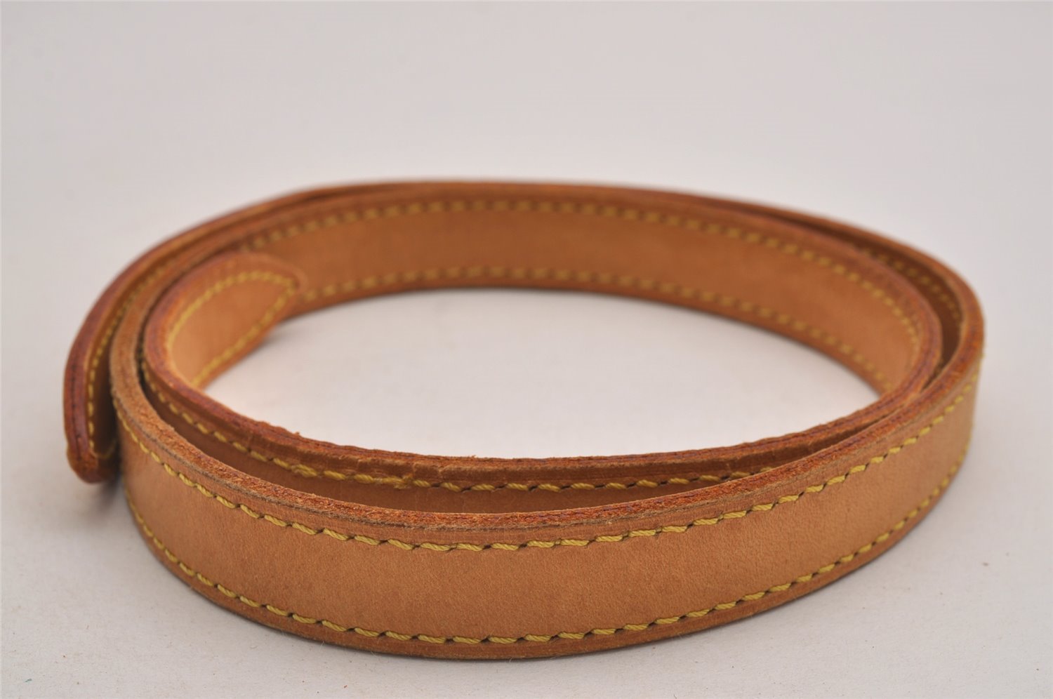 Authentic Louis Vuitton Leather Shoulder Strap For Bucket GM 31.9