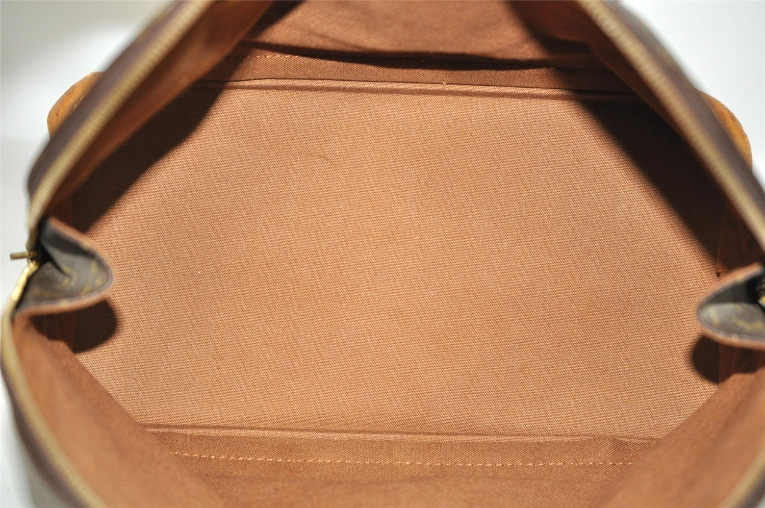 Authentic Louis Vuitton Monogram Alma Hand Bag Purse M51130 LV 2821K