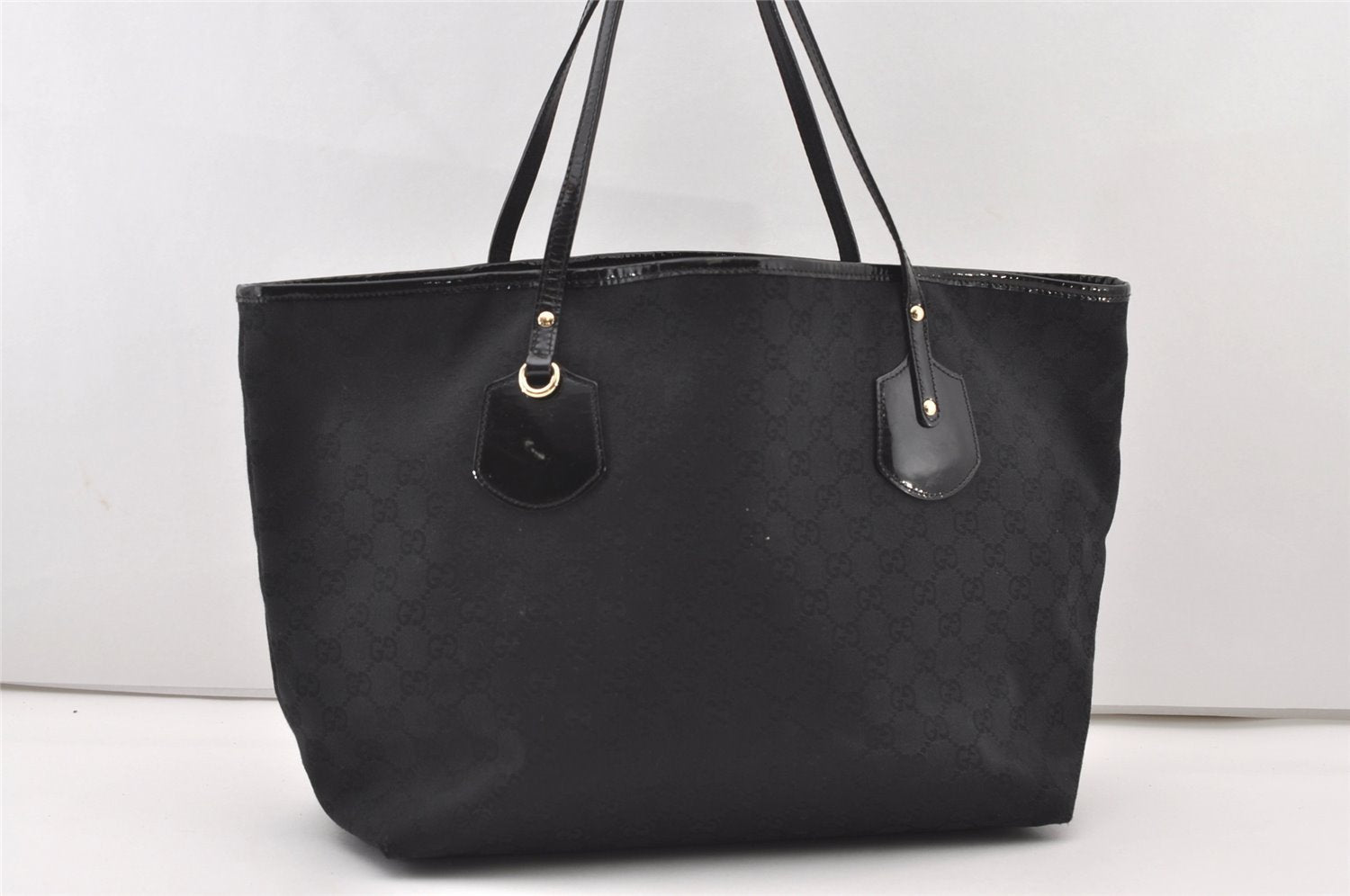 Authentic GUCCI Jolie Shoulder Tote Bag GG Canvas Enamel 211975 Black 2827J