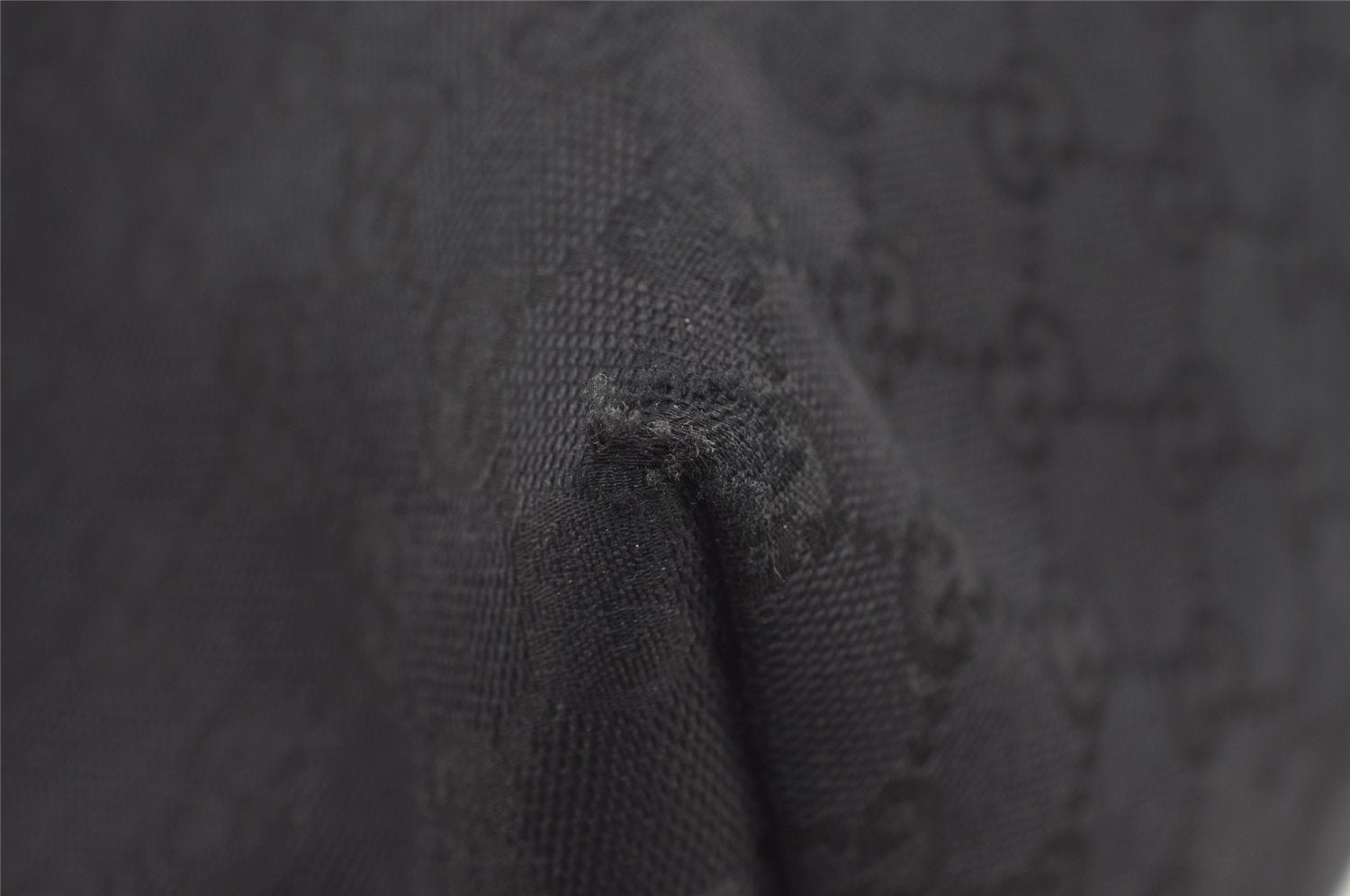 Authentic GUCCI Jolie Shoulder Tote Bag GG Canvas Enamel 211975 Black 2827J