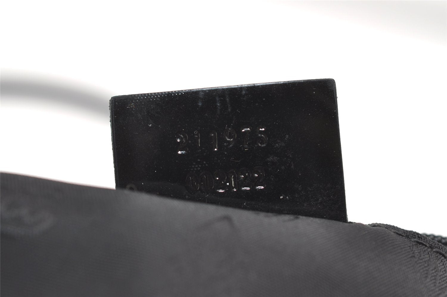 Authentic GUCCI Jolie Shoulder Tote Bag GG Canvas Enamel 211975 Black 2827J