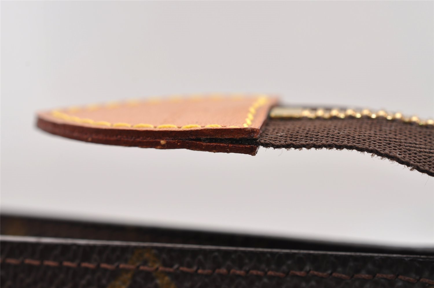 Auth Louis Vuitton Monogram Poche Toilette 26 Cosmetics Pouch Old Model LV 2831I