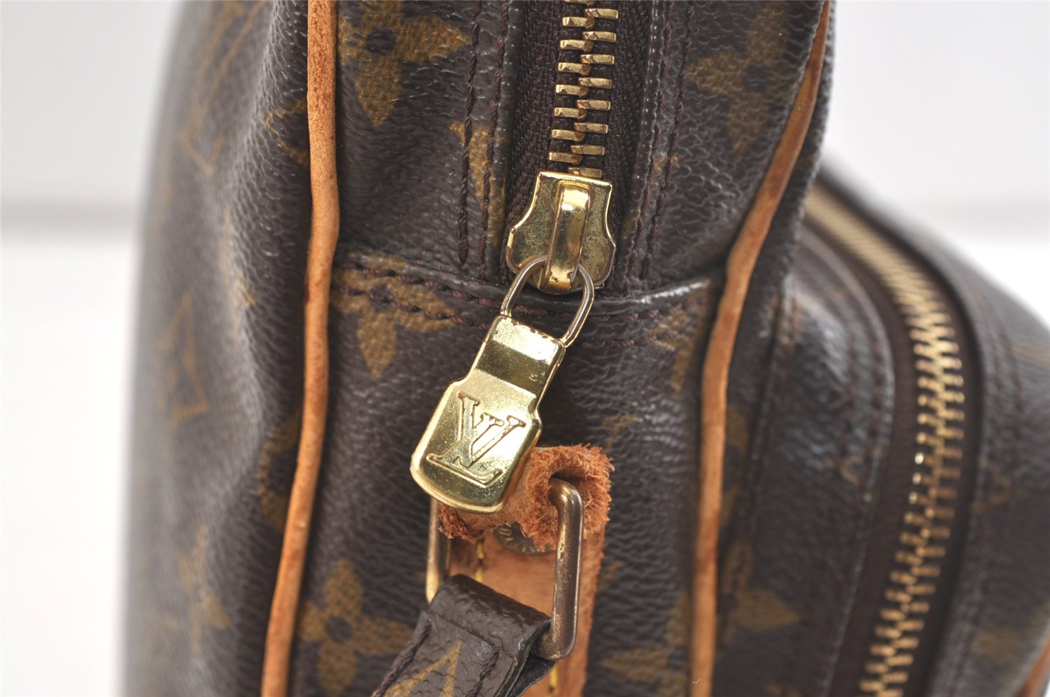 Authentic Louis Vuitton Monogram Amazone Shoulder Cross Bag M45236 Junk 2833K