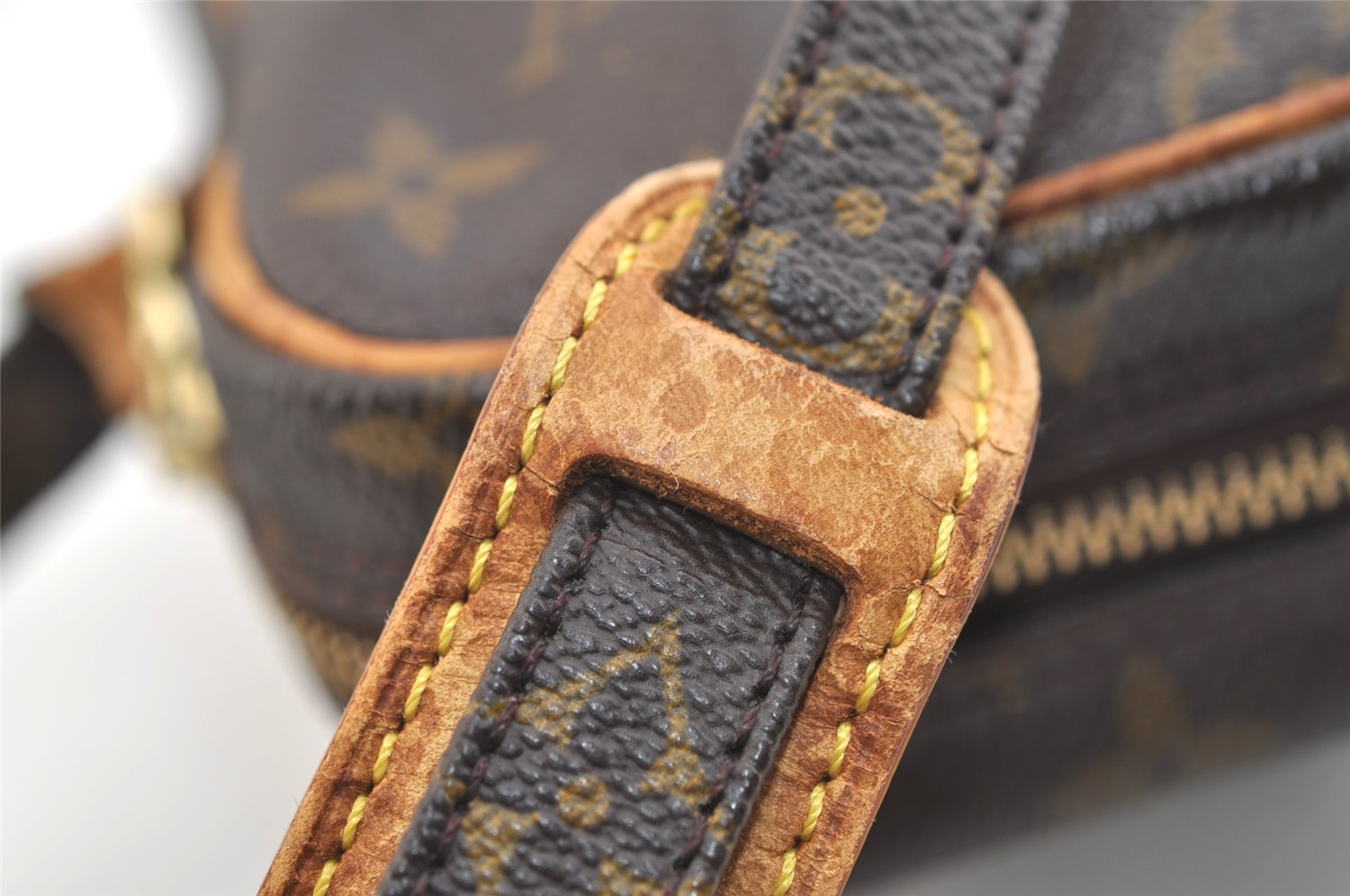 Authentic Louis Vuitton Monogram Amazone Shoulder Cross Bag M45236 Junk 2833K