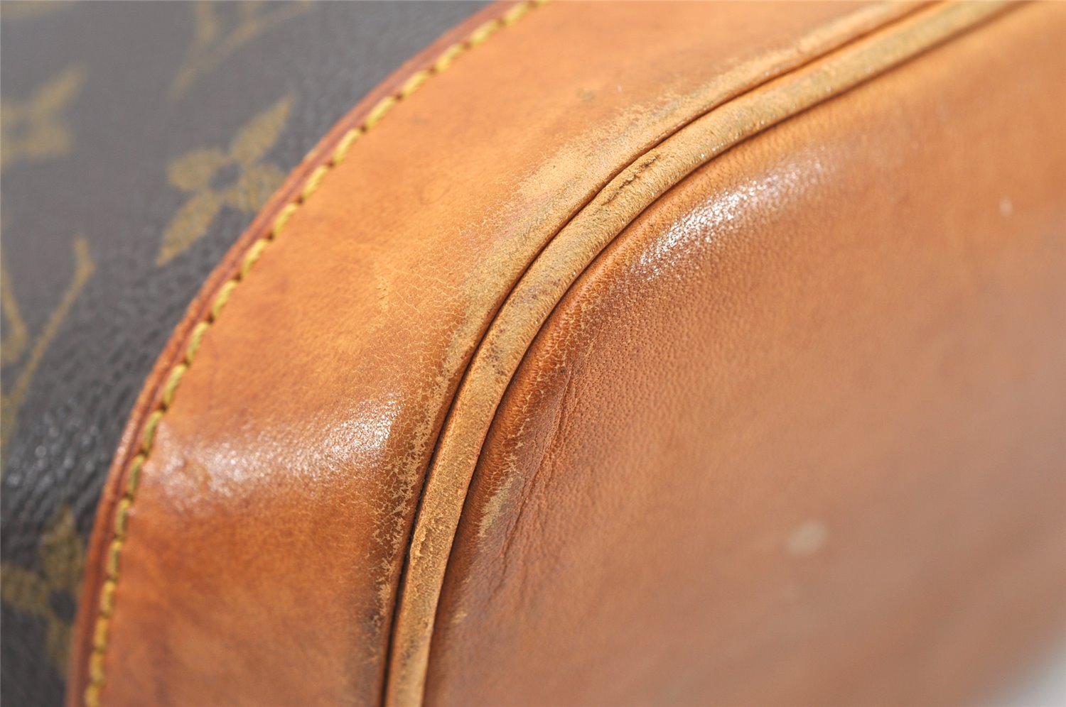 Authentic Louis Vuitton Monogram Alma Hand Bag Purse M51130 LV 2834K