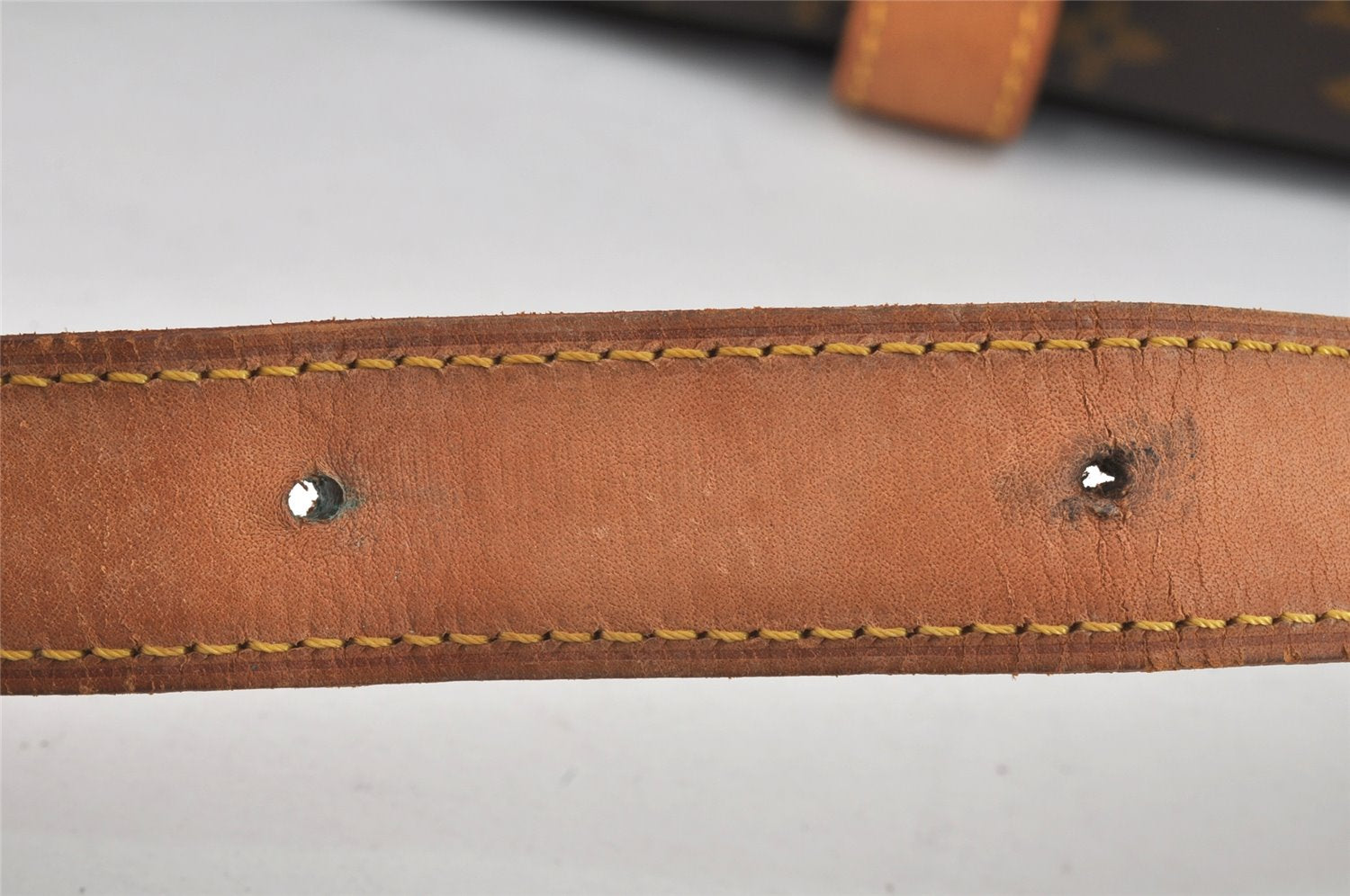 Authentic Louis Vuitton Monogram Saumur 35 Shoulder Cross Bag M42254 LV 2838K