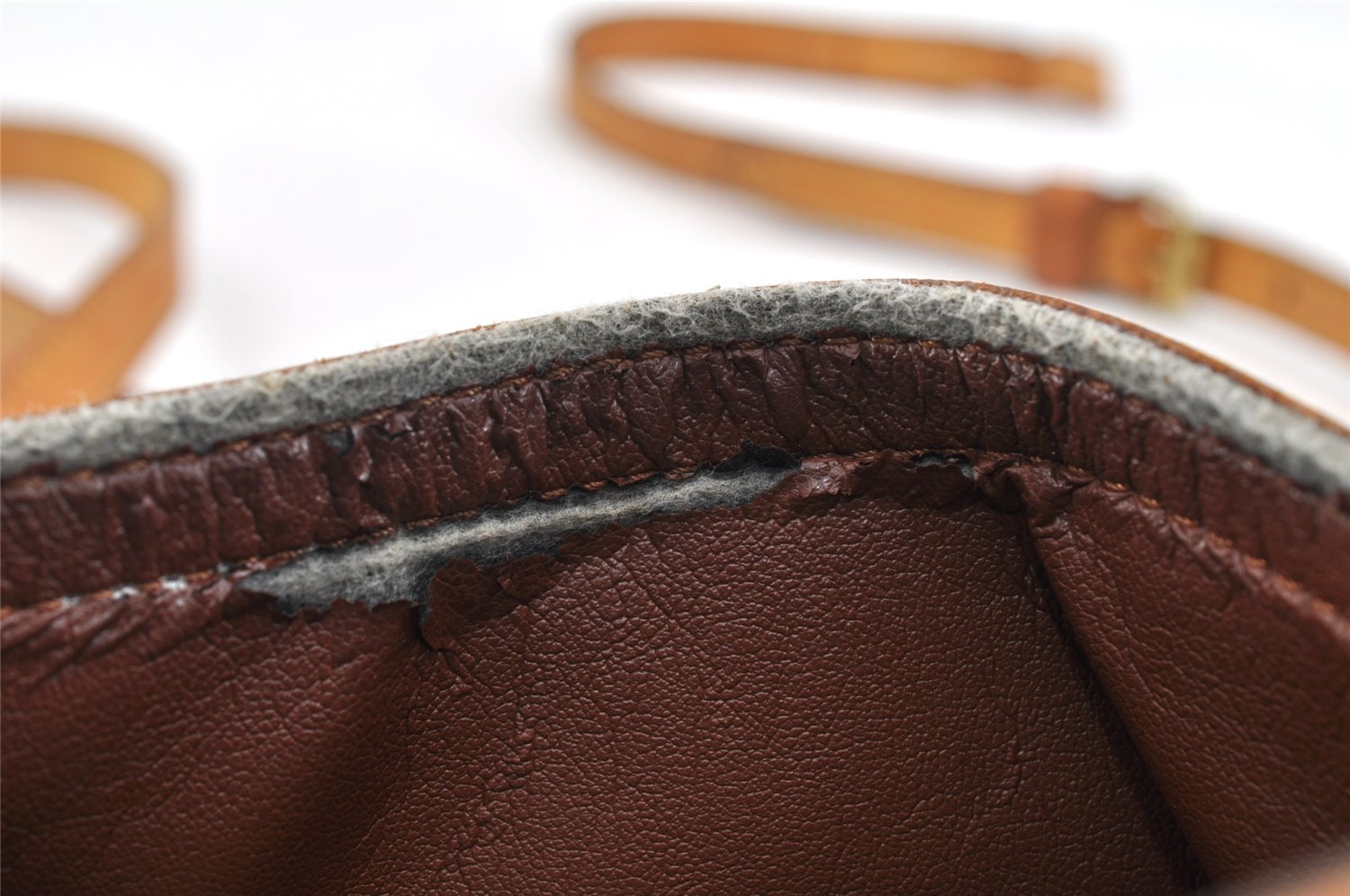 Authentic Louis Vuitton Monogram Blois Shoulder Cross Body Bag M51221 Junk 2839K