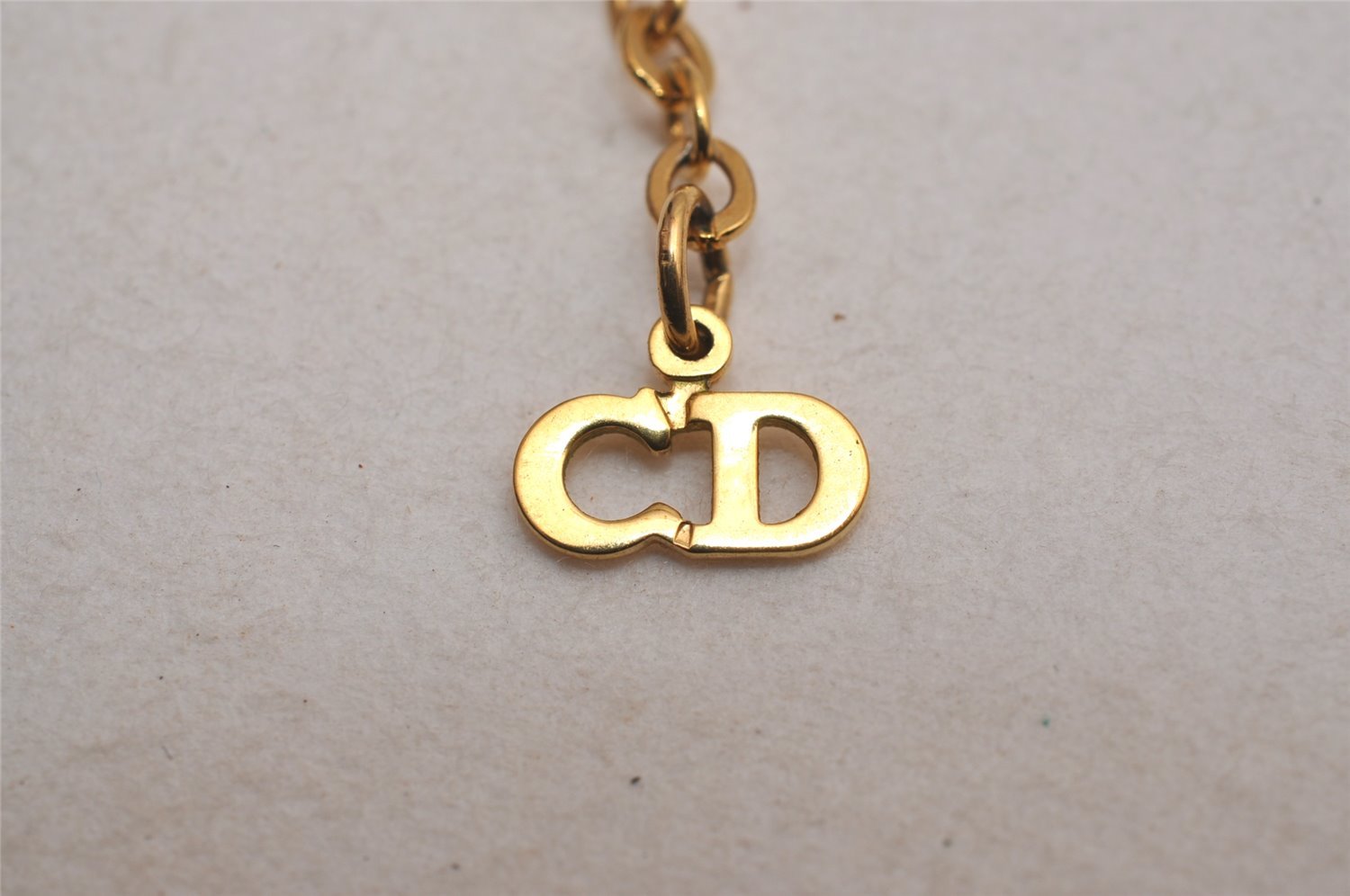 Authentic Christian Dior Gold Tone Chain Pendant Necklace CD 2842J