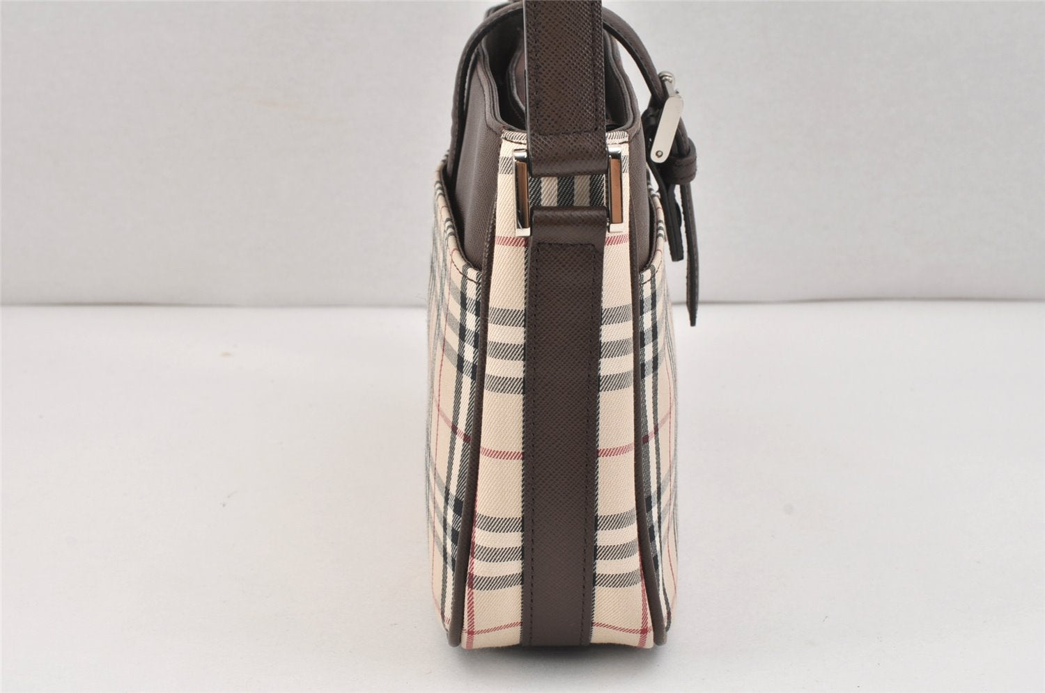 Authentic BURBERRY Nova Check Shoulder Hand Bag Purse Canvas Leather Beige 2842K