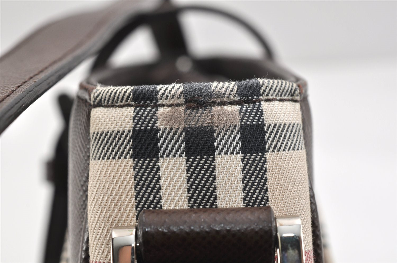Authentic BURBERRY Nova Check Shoulder Hand Bag Purse Canvas Leather Beige 2842K