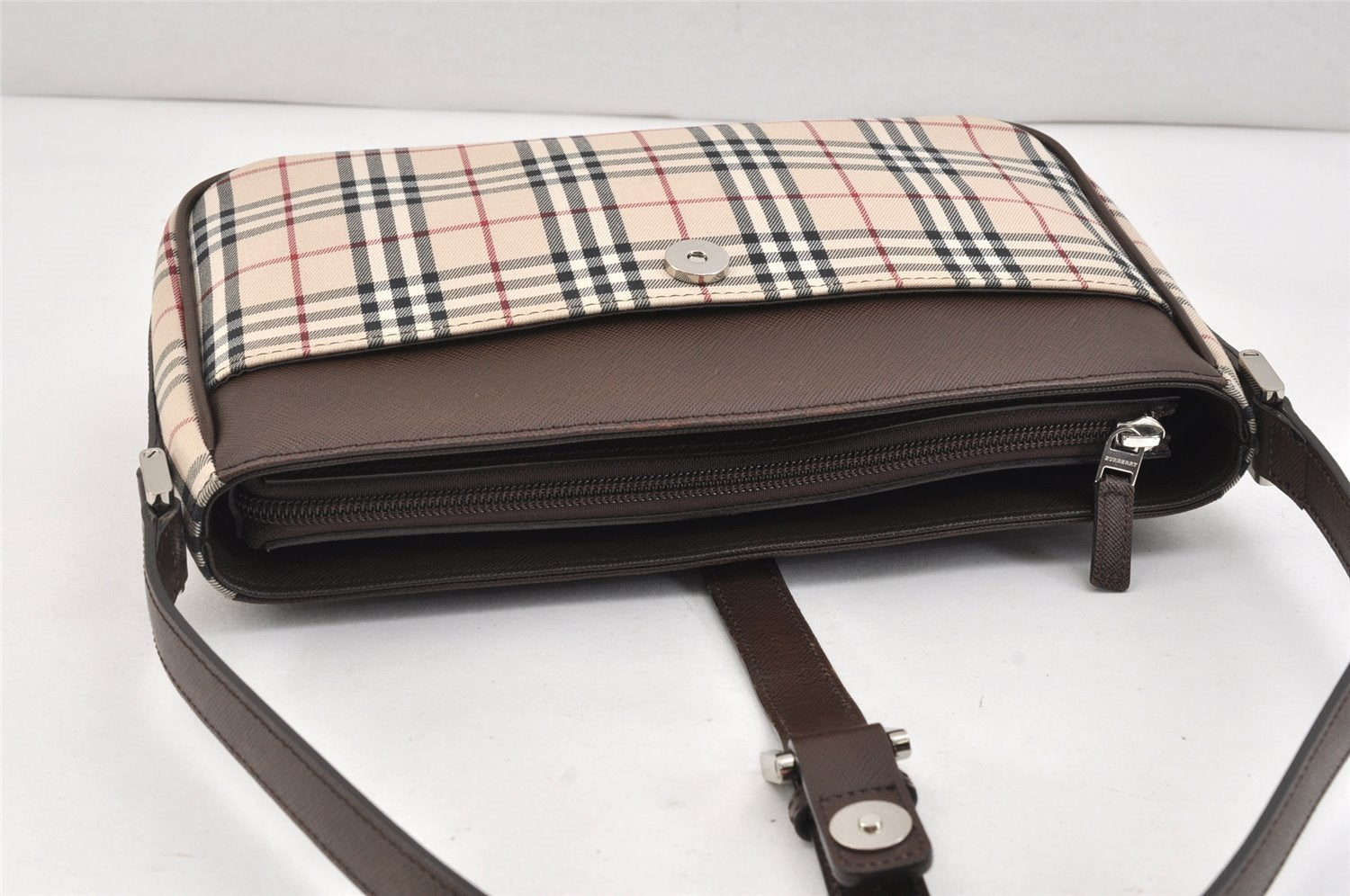 Authentic BURBERRY Nova Check Shoulder Hand Bag Purse Canvas Leather Beige 2842K