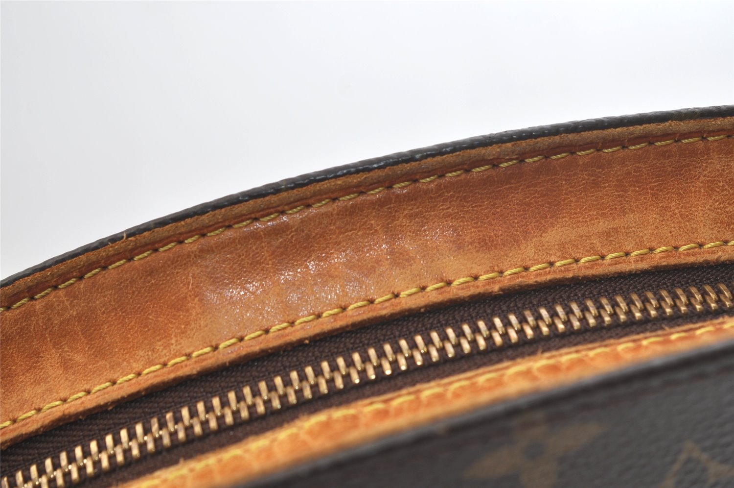 Authentic Louis Vuitton Monogram Drouot Shoulder Cross Bag M51290 Junk 2849K