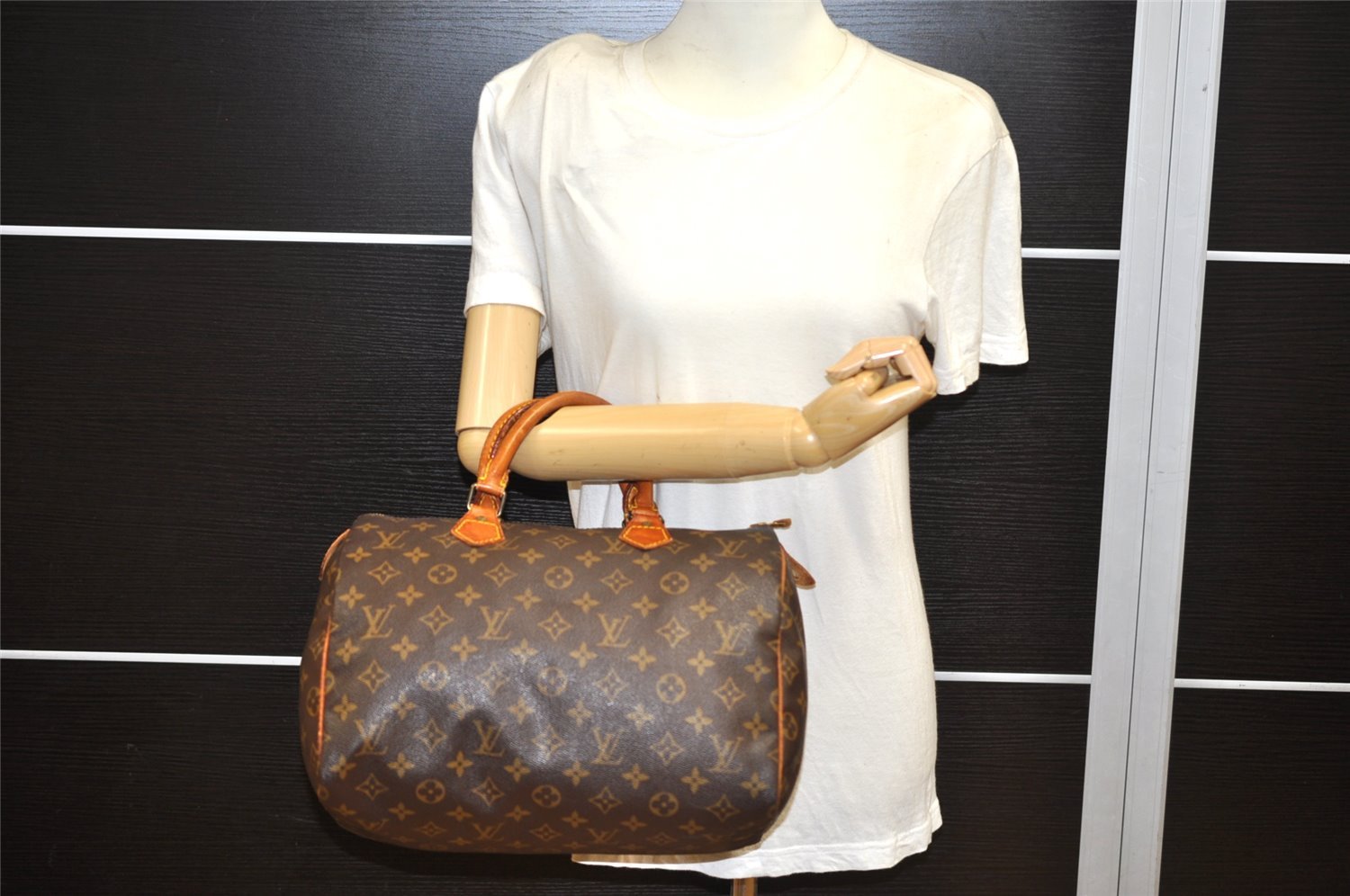 Authentic Louis Vuitton Monogram Speedy 30 Hand Boston Bag M41526 LV 2851K