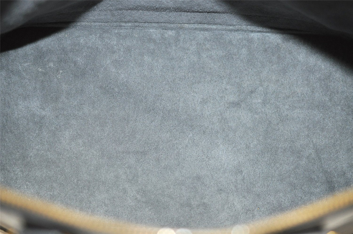 Authentic Louis Vuitton Epi Alma PM Hand Bag Black M40302 LV 2852J