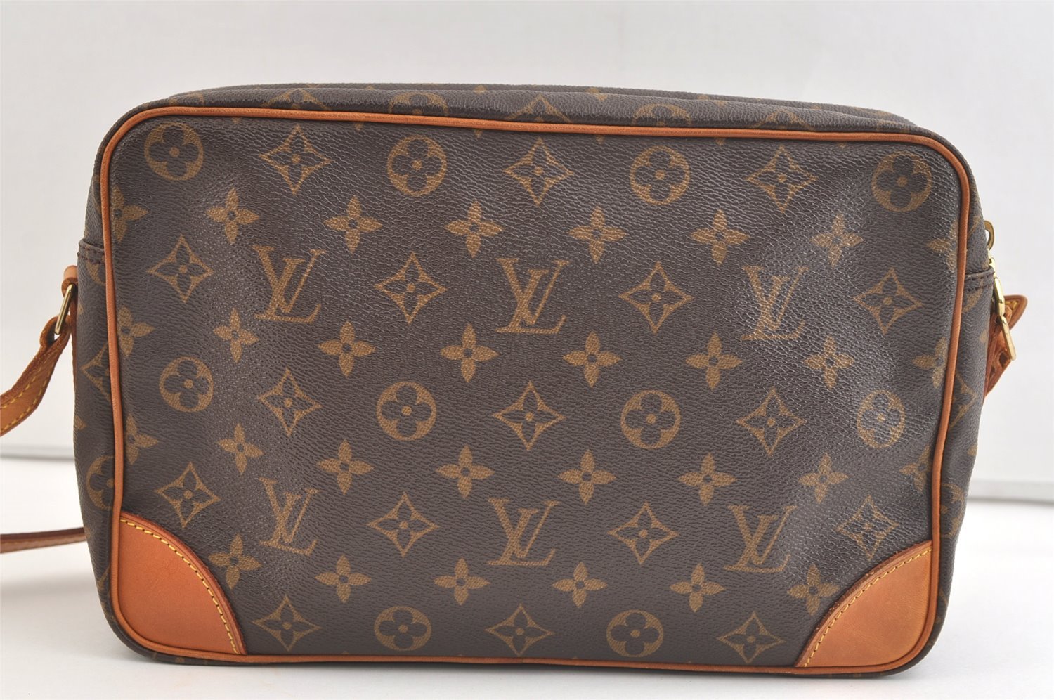 Authentic Louis Vuitton Monogram Trocadero 30 Shoulder Cross Bag M51272 LV 2853K