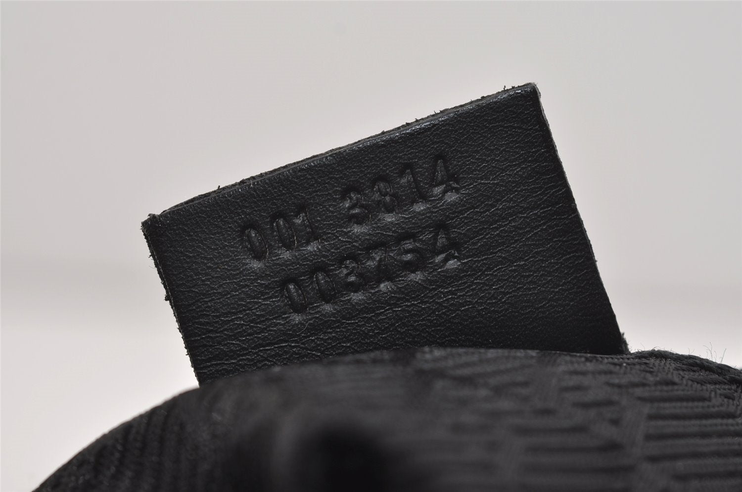 Authentic GUCCI Vintage Shoulder Hand Bag Purse Leather 0013814 Black 2864J