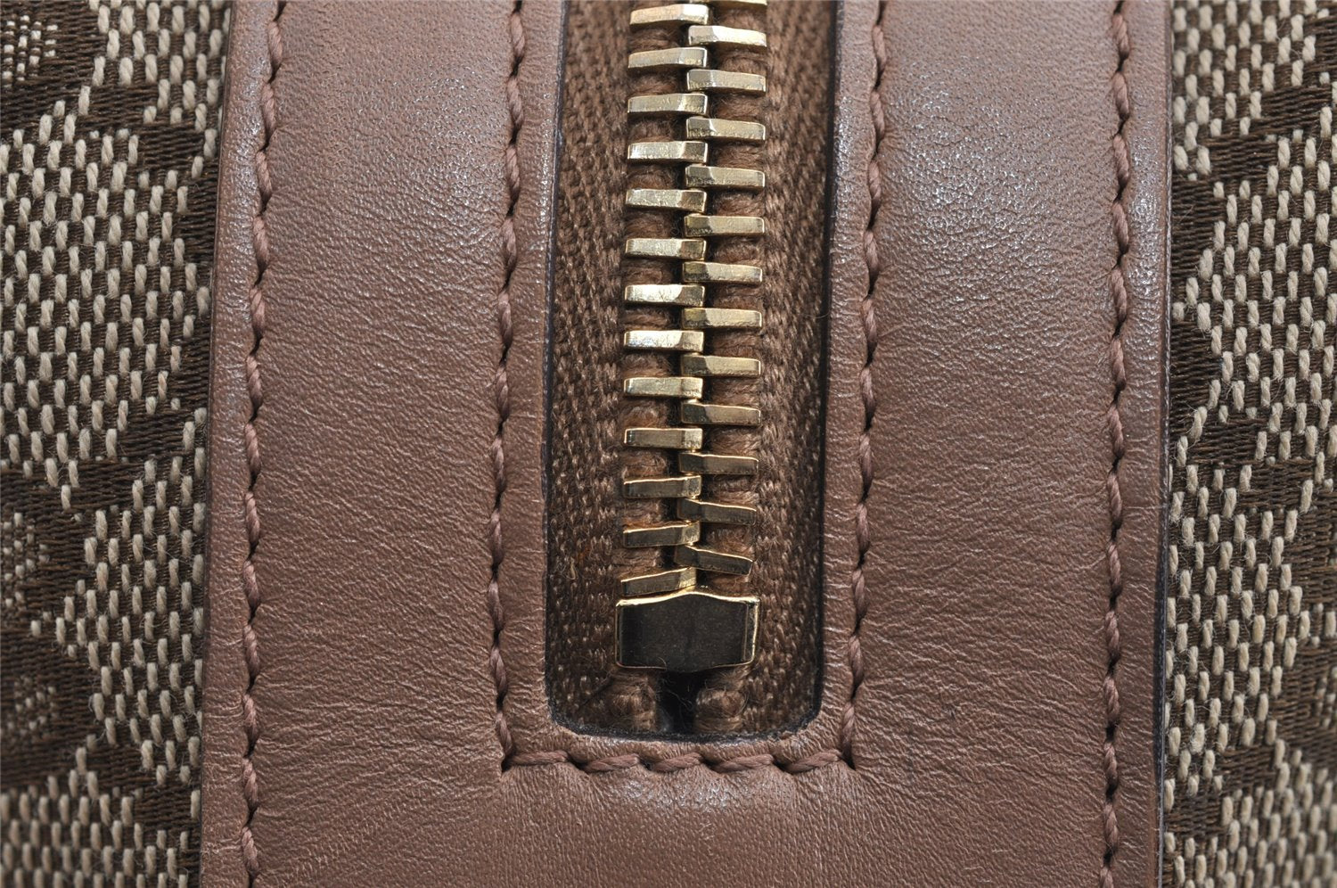 Authentic GUCCI Sherry Line Pouch Purse GG Canvas Leather 256636 Brown 2865J