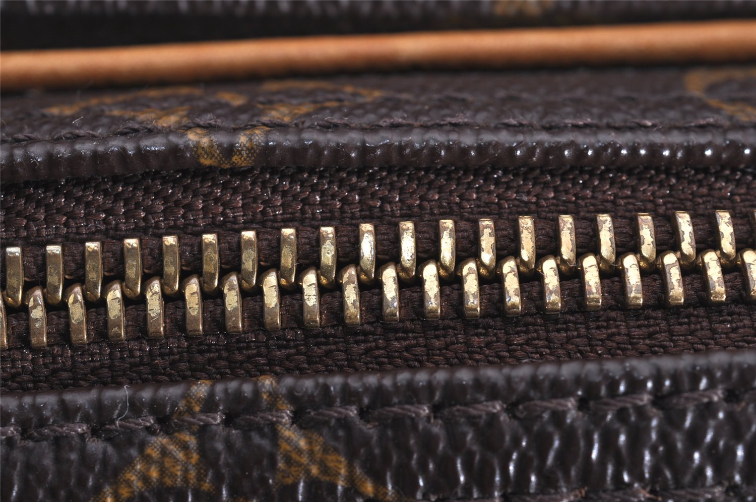 Authentic Louis Vuitton Monogram Reporter PM Shoulder Cross Bag M45254 LV 2866J