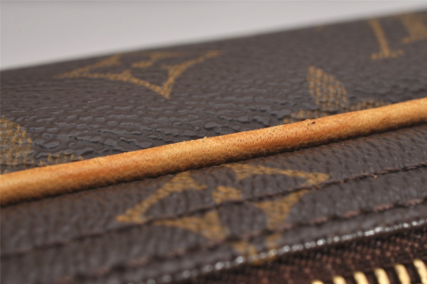 Authentic Louis Vuitton Monogram Reporter PM Shoulder Cross Bag M45254 LV 2866J