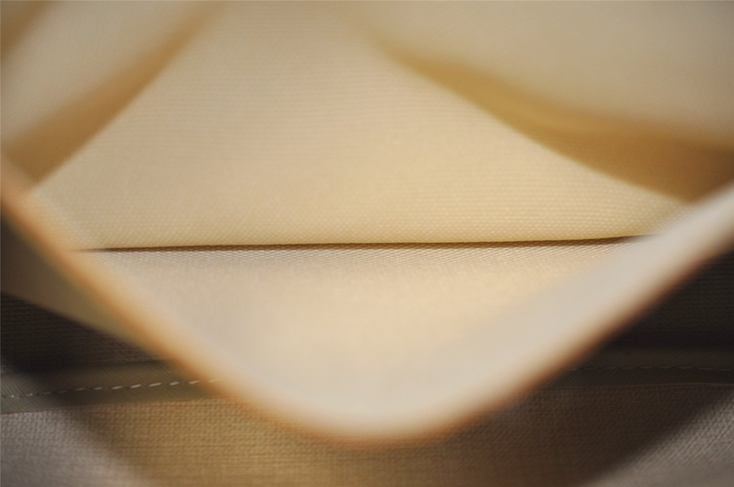 Authentic Louis Vuitton Monogram Reporter PM Shoulder Cross Bag M45254 LV 2866J