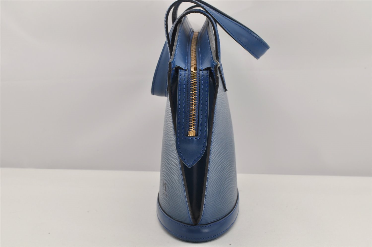 Authentic Louis Vuitton Epi Saint Jacques Hand Bag Blue M52275 LV 2867K
