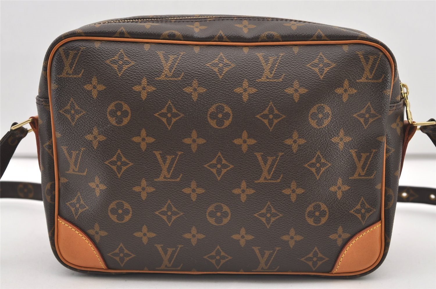 Authentic Louis Vuitton Monogram Nile Shoulder Cross Body Bag M45244 LV 2869J