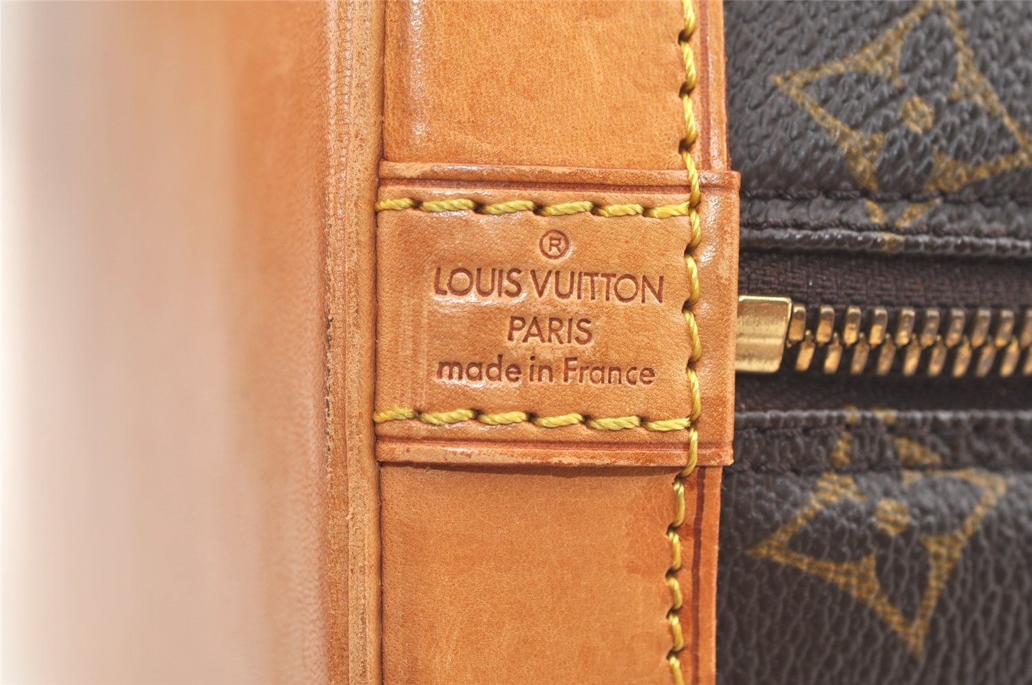 Authentic Louis Vuitton Monogram Alma Hand Bag Purse M51130 LV 2877K