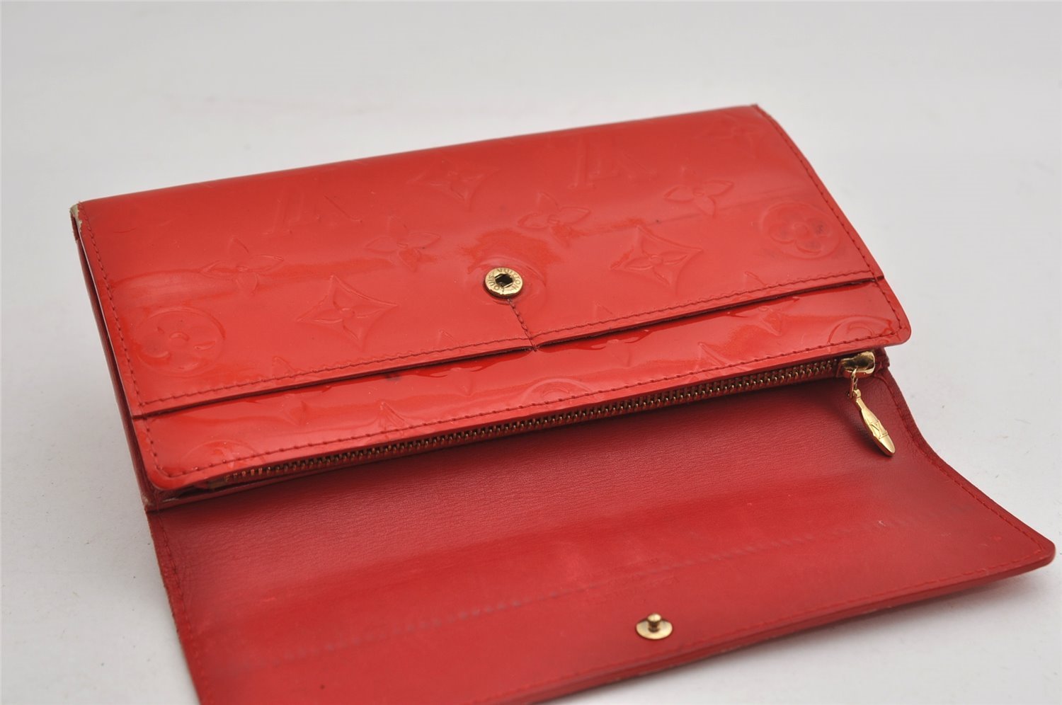 Auth Louis Vuitton Vernis Pochette Porte Monnaie Credit Wallet M91281 Red 2878I