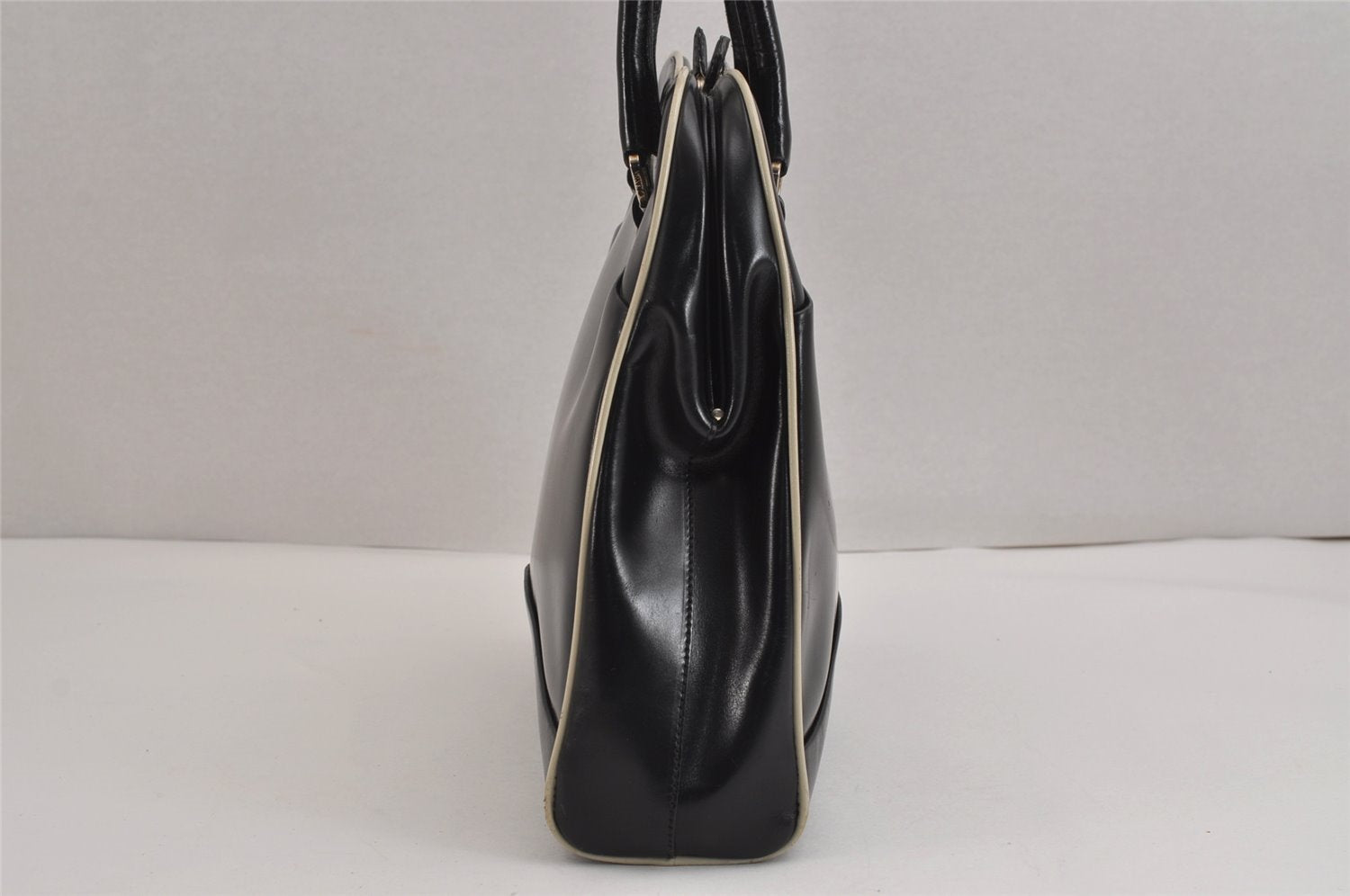 Authentic PRADA Vintage Leather Nappa Shoulder Hand Bag Purse Black 2878J