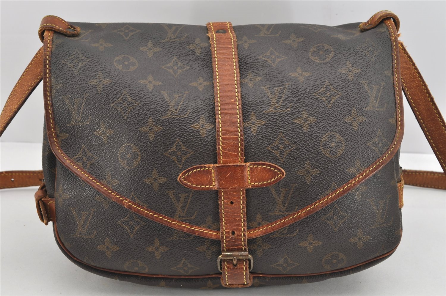 Authentic Louis Vuitton Monogram Saumur 30 Shoulder Cross Bag M42256 LV 2878K