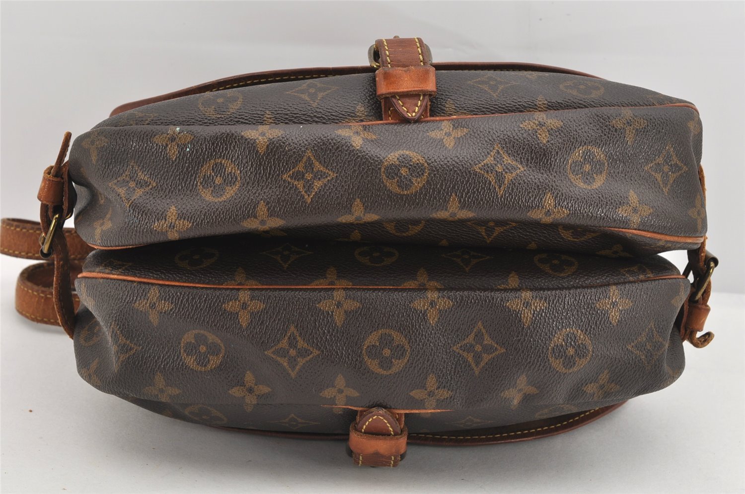 Authentic Louis Vuitton Monogram Saumur 30 Shoulder Cross Bag M42256 LV 2878K