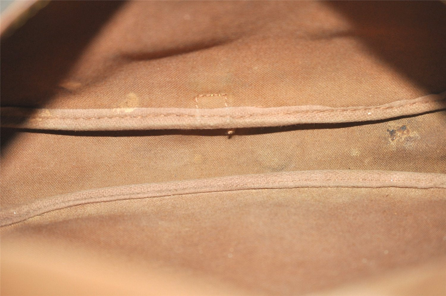 Authentic Louis Vuitton Monogram Saumur 30 Shoulder Cross Bag M42256 LV 2878K