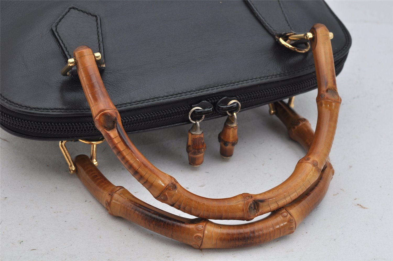 Authentic GUCCI Bamboo 2Way Shoulder Hand Bag Purse Leather Black Junk 2880K