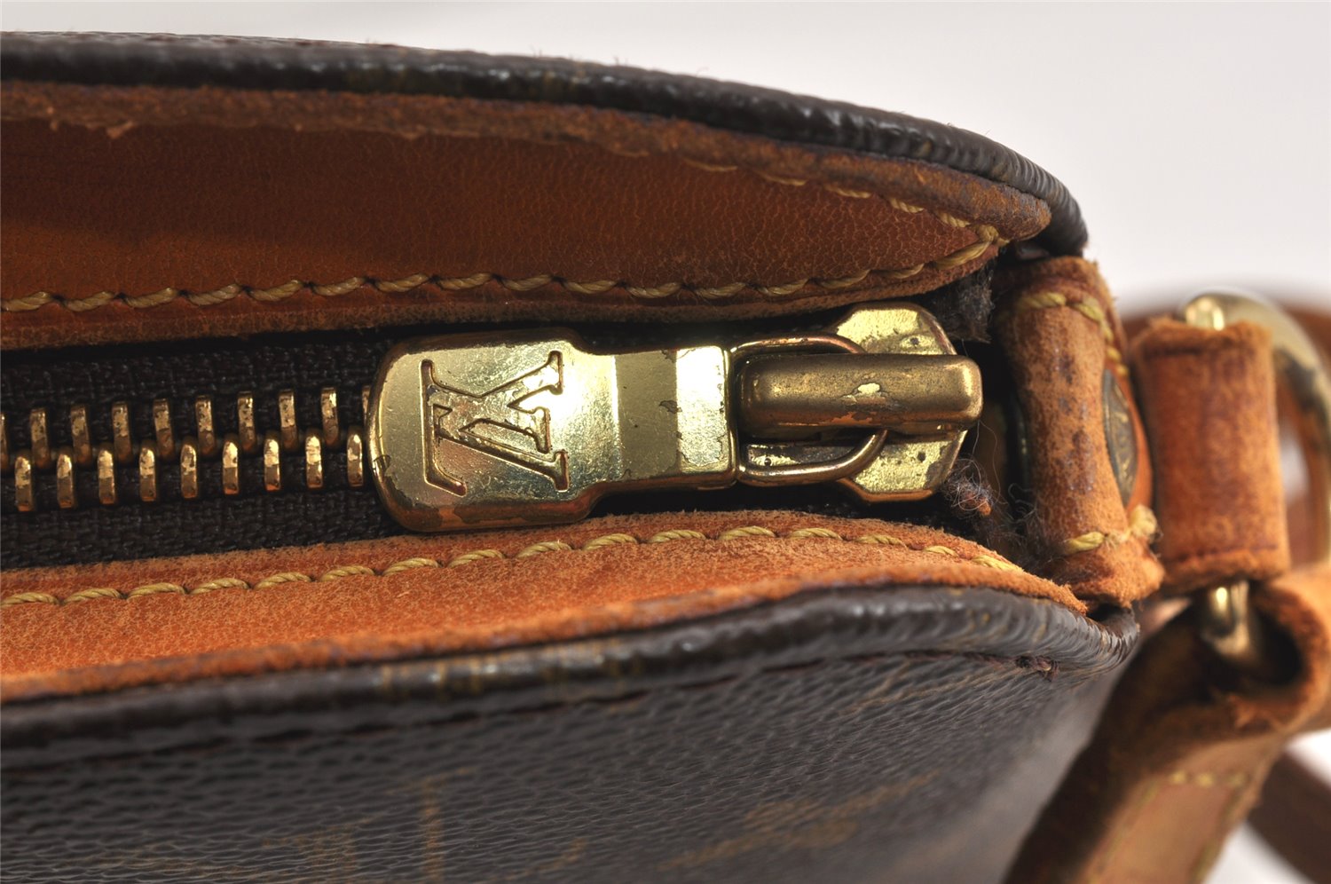 Authentic Louis Vuitton Monogram Drouot Shoulder Cross Bag M51290 Junk 2886K