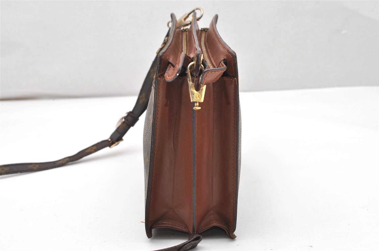 Authentic Louis Vuitton Monogram Enghien Shoulder Cross Bag M51205 Junk 2889K