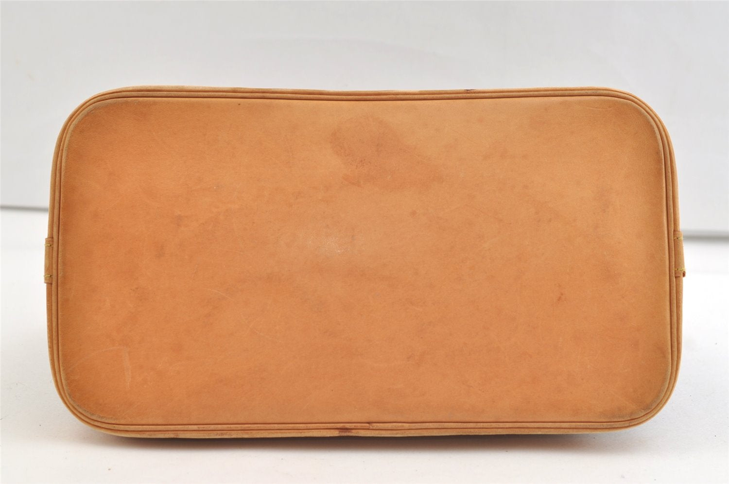 Authentic Louis Vuitton Monogram Alma Hand Bag Purse M51130 LV 2891K