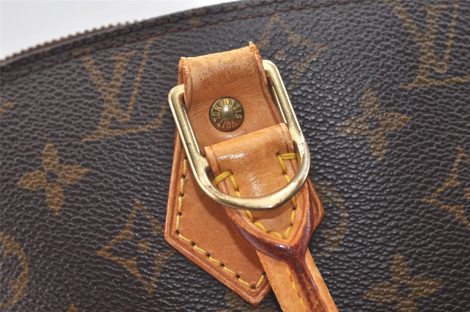 Authentic Louis Vuitton Monogram Alma Hand Bag Purse M51130 LV 2891K