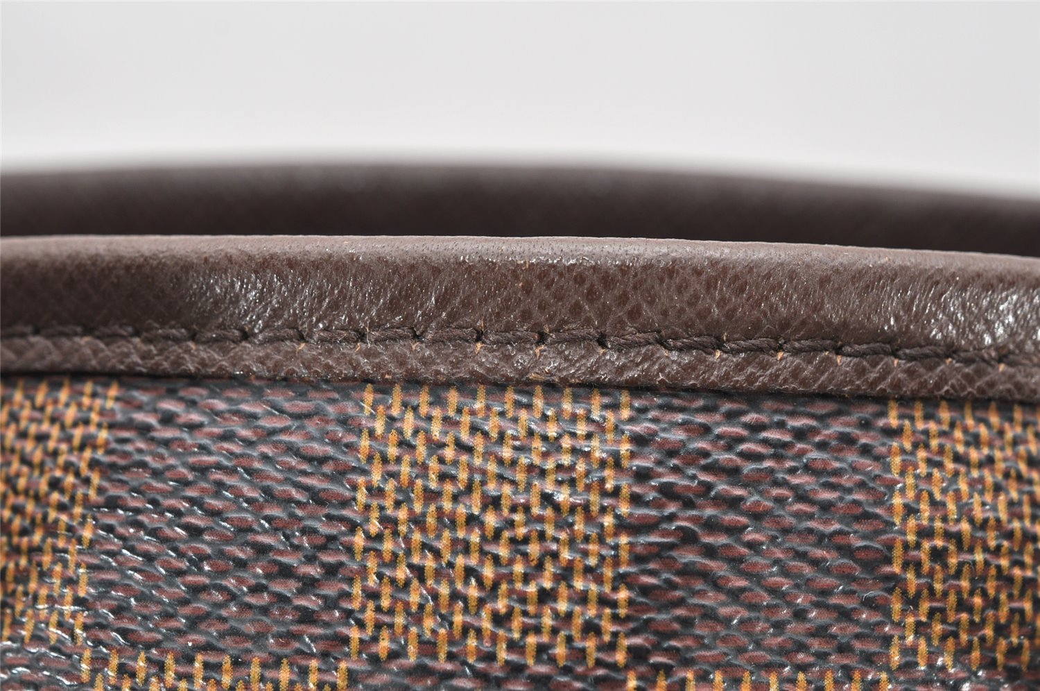 Authentic Louis Vuitton Damier Marais Bucket Shoulder Tote Bag N42240 LV 2892K