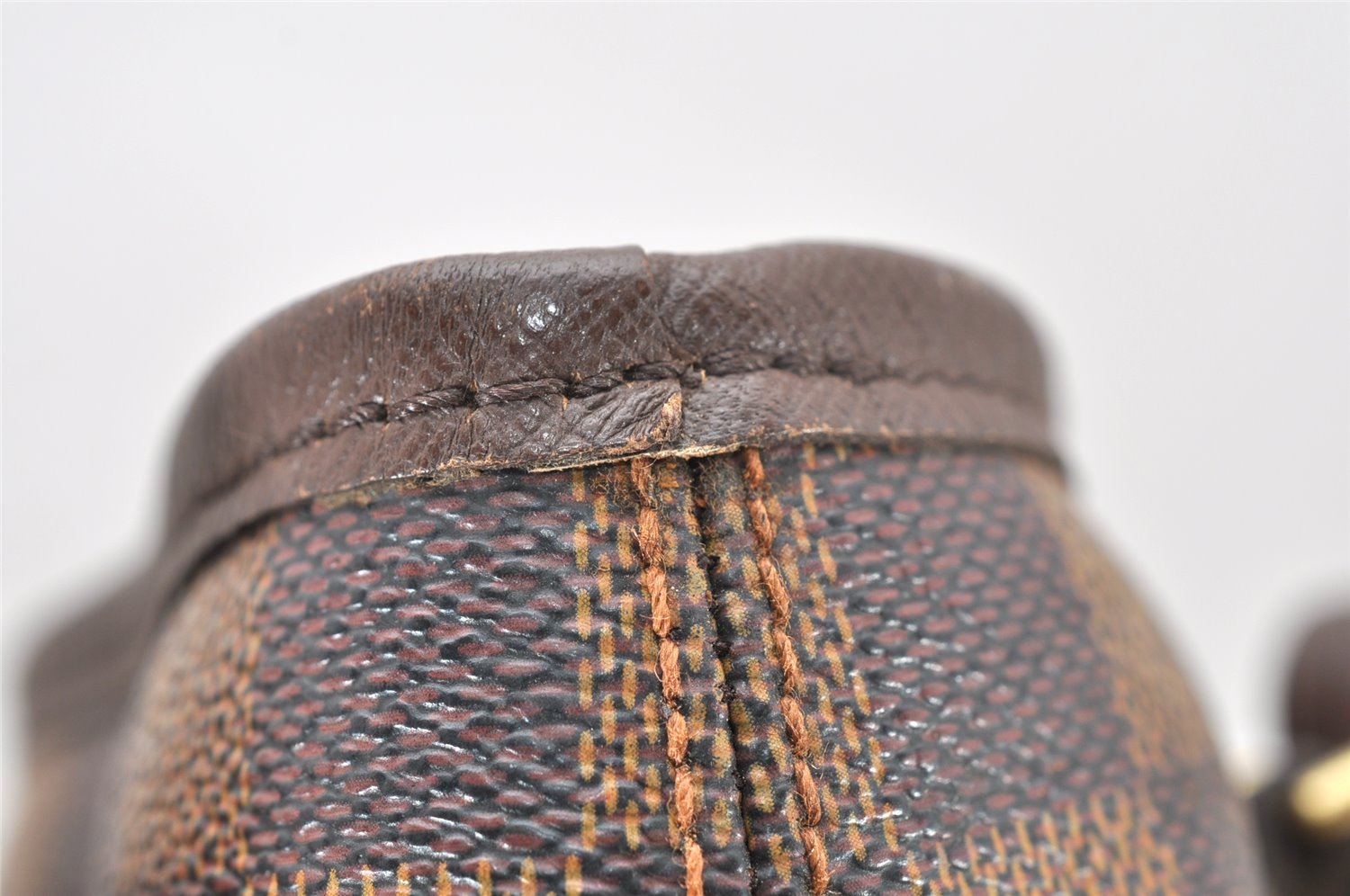 Authentic Louis Vuitton Damier Marais Bucket Shoulder Tote Bag N42240 LV 2892K