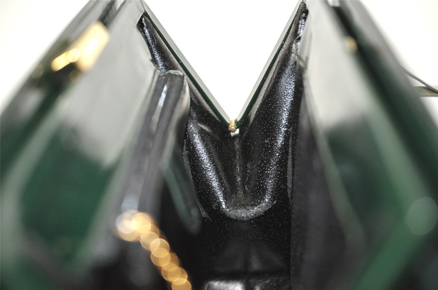 Authentic GUCCI Vintage Shoulder Hand Bag Purse Enamel Green Junk 2895I