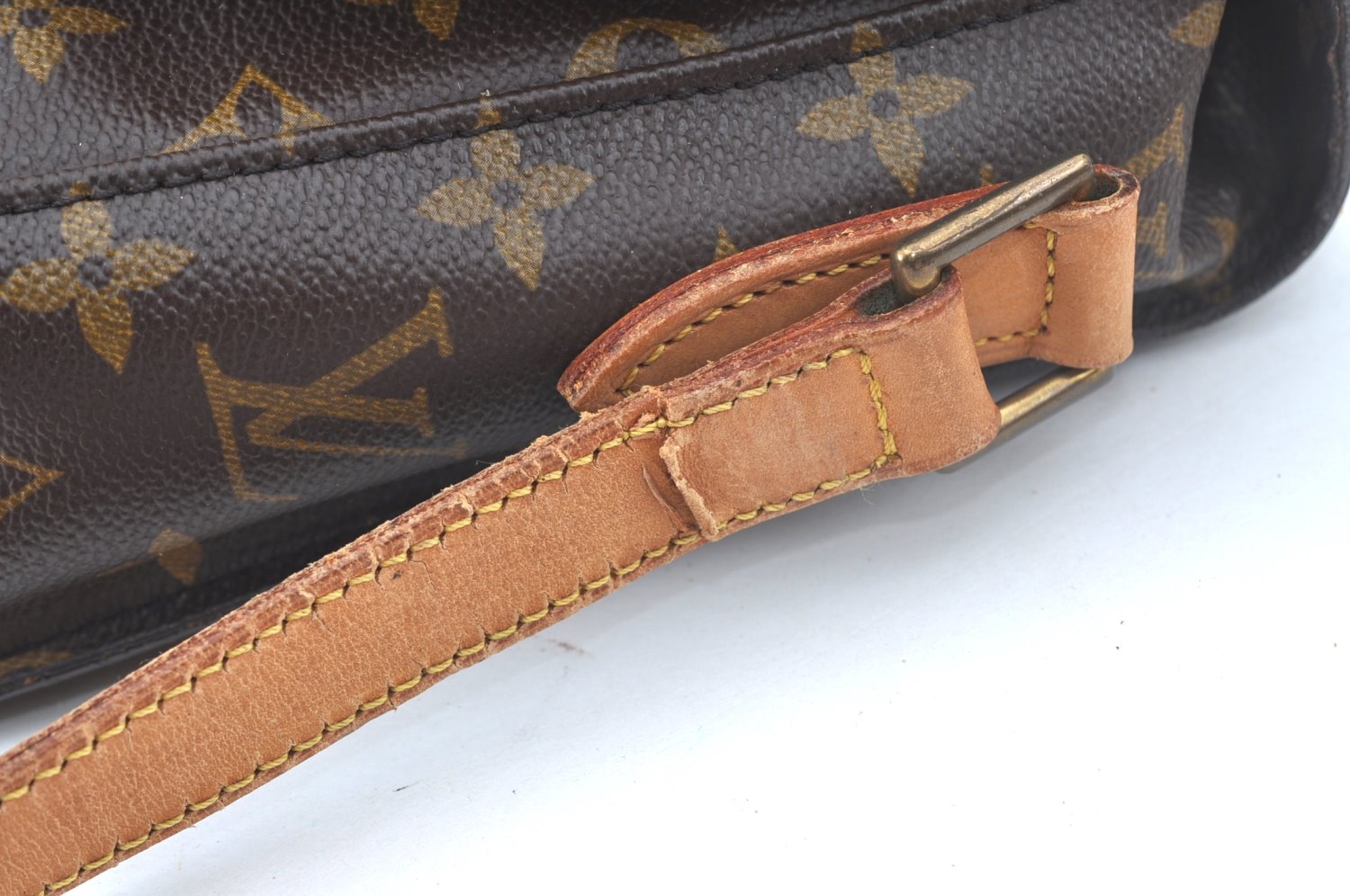 Authentic Louis Vuitton Monogram Saint Cloud GM M51242 Shoulder Cross Bag 2895J