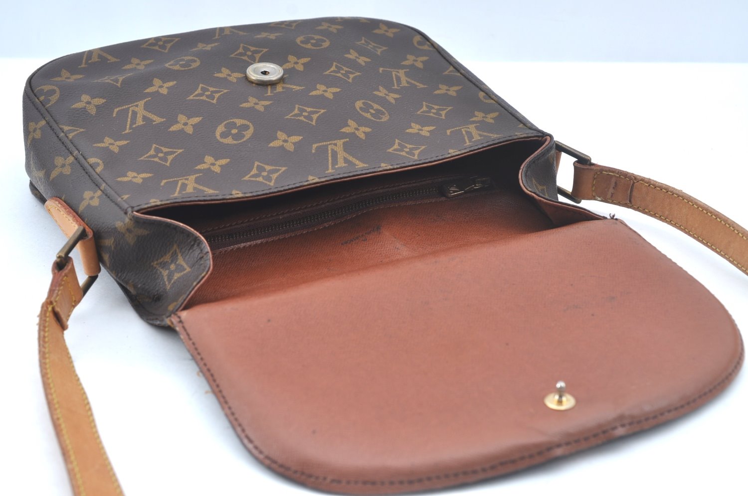 Authentic Louis Vuitton Monogram Saint Cloud GM M51242 Shoulder Cross Bag 2895J