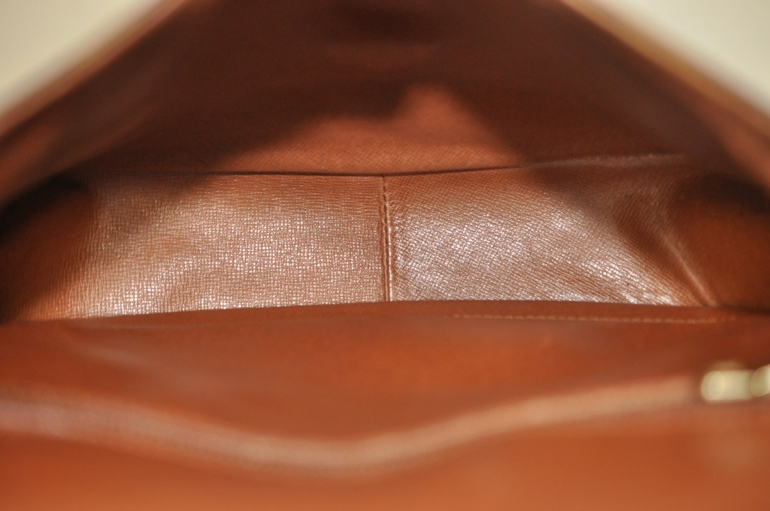 Authentic Louis Vuitton Monogram Saint Cloud GM M51242 Shoulder Cross Bag 2895J