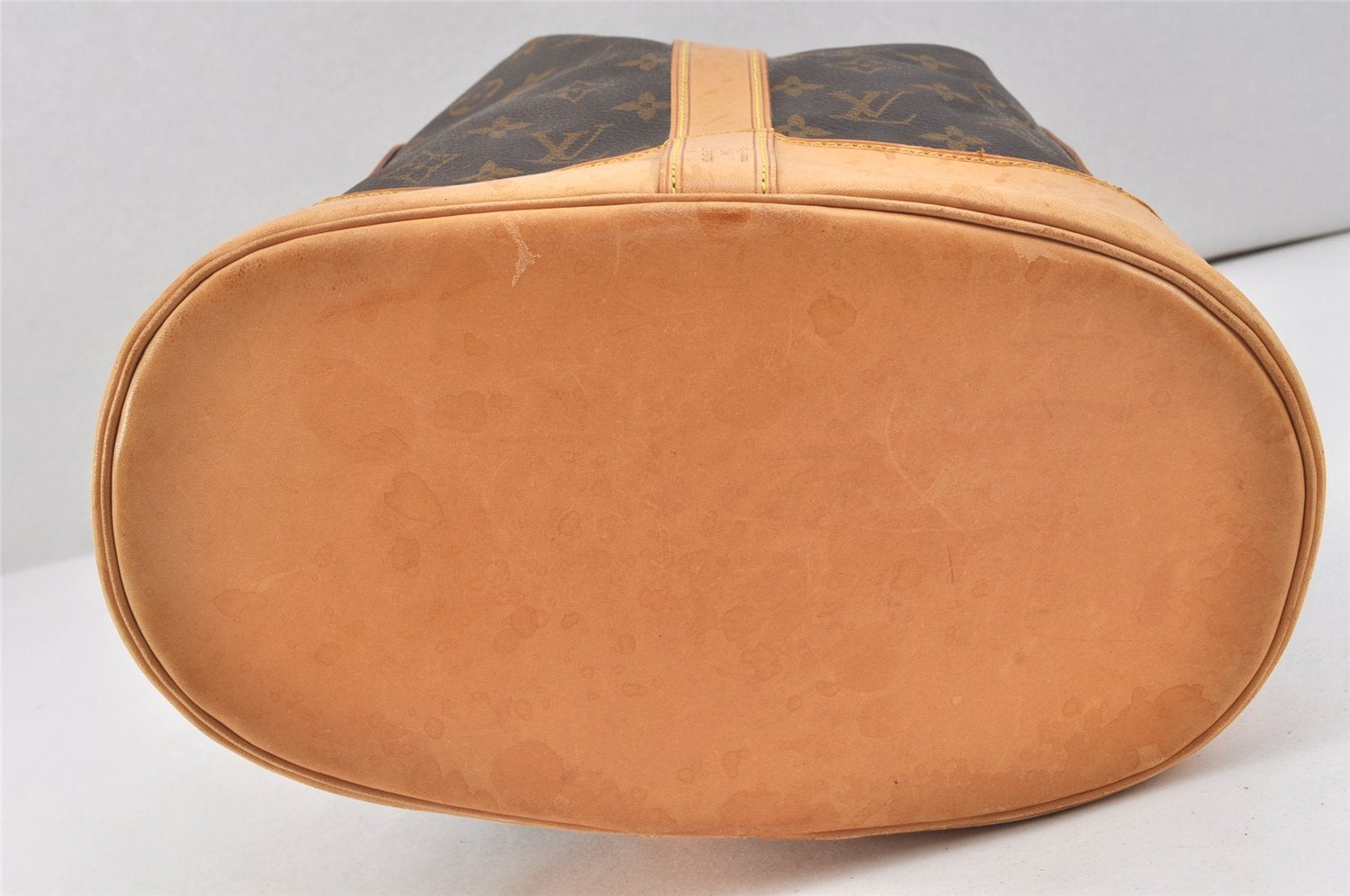 Authentic Louis Vuitton Monogram Randonnee PM Shoulder Bag M42243 LV 2896K