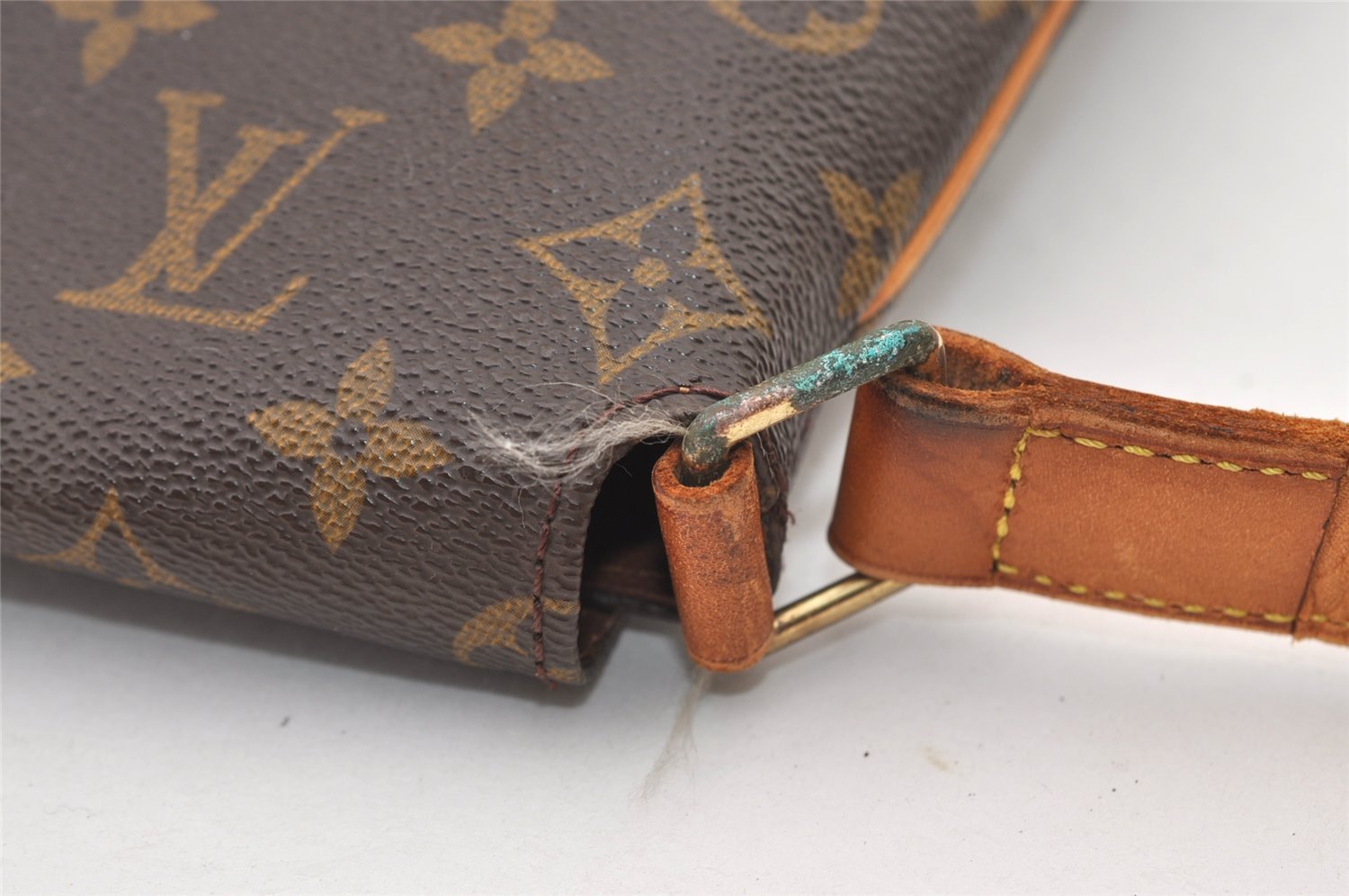 Authentic Louis Vuitton Monogram Musette Shoulder Cross Body Bag M51256 LV 2897J