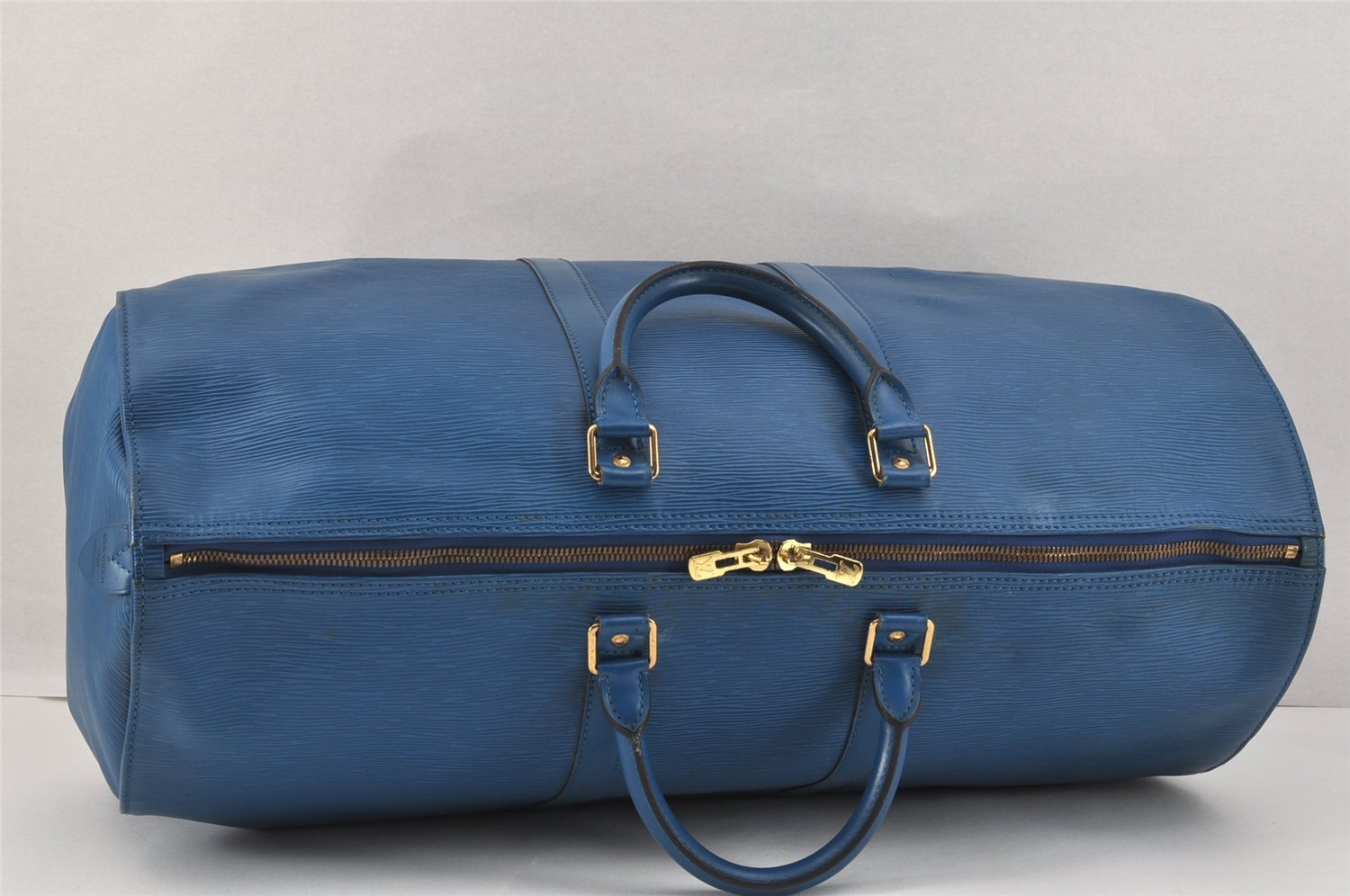 Authentic Louis Vuitton Epi Keepall 55 Boston Travel Bag Blue M42955 LV 2897K