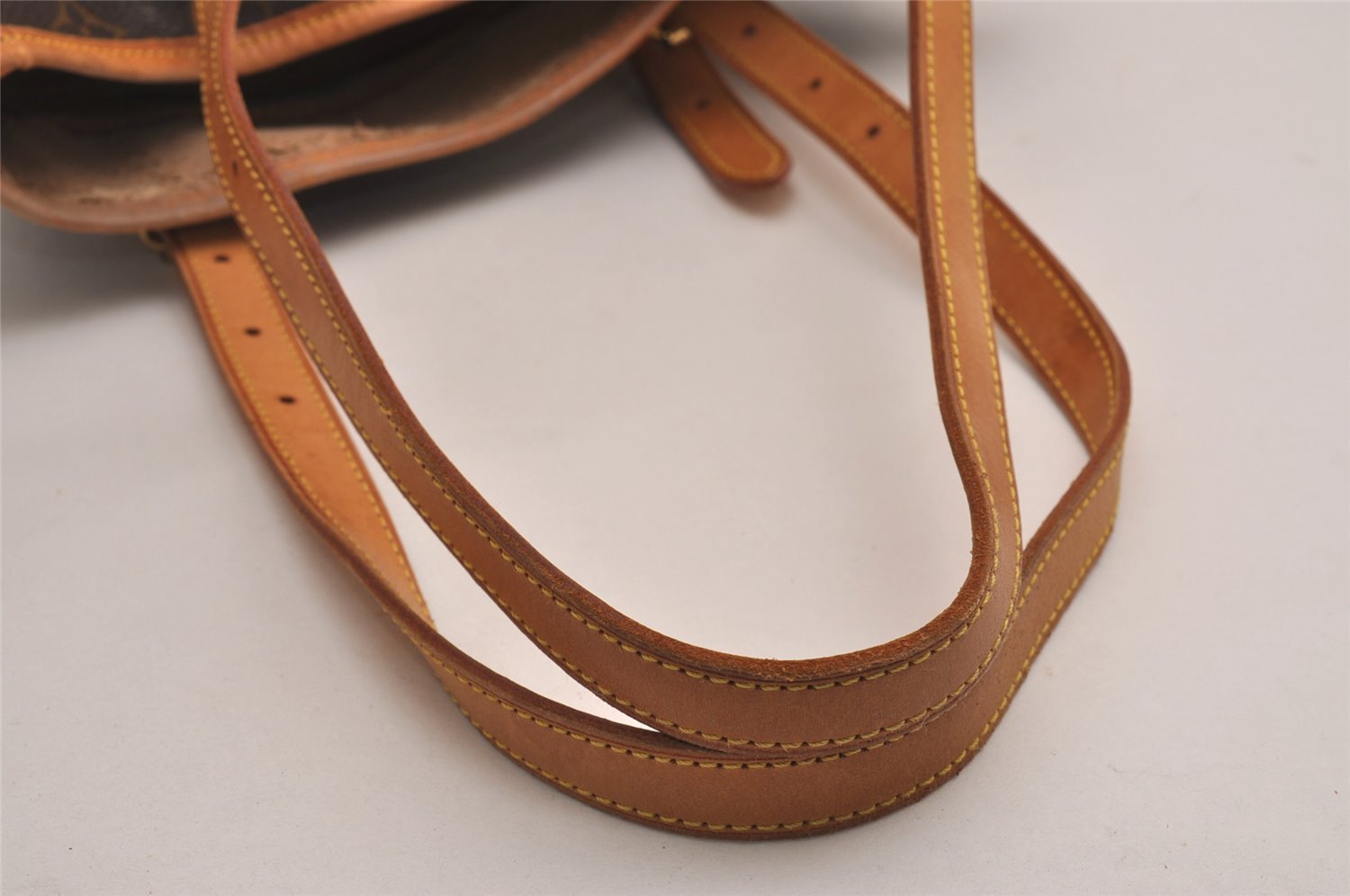 Authentic Louis Vuitton Monogram Bucket GM Shoulder Tote Bag M42236 Junk 2899J