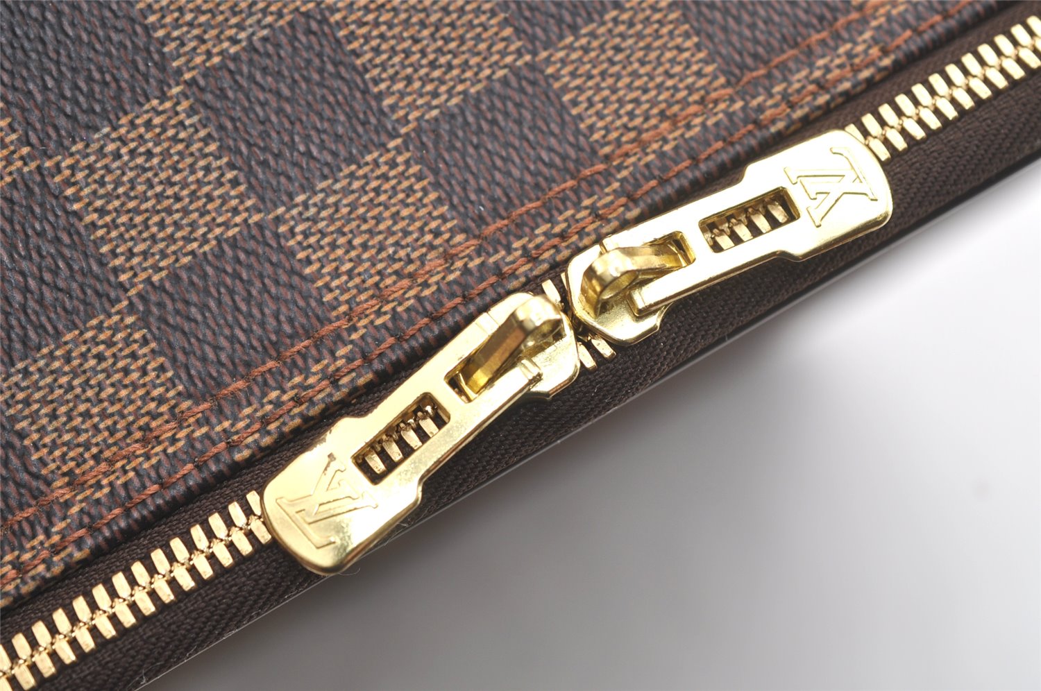 Authentic Louis Vuitton Damier Pegase 55 Travel Carry Bag N23294 LV Junk 2899K